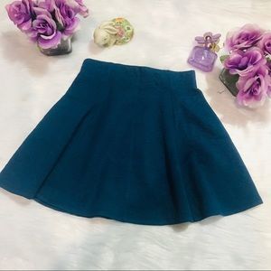 🦋Forever 21 Navy skirt